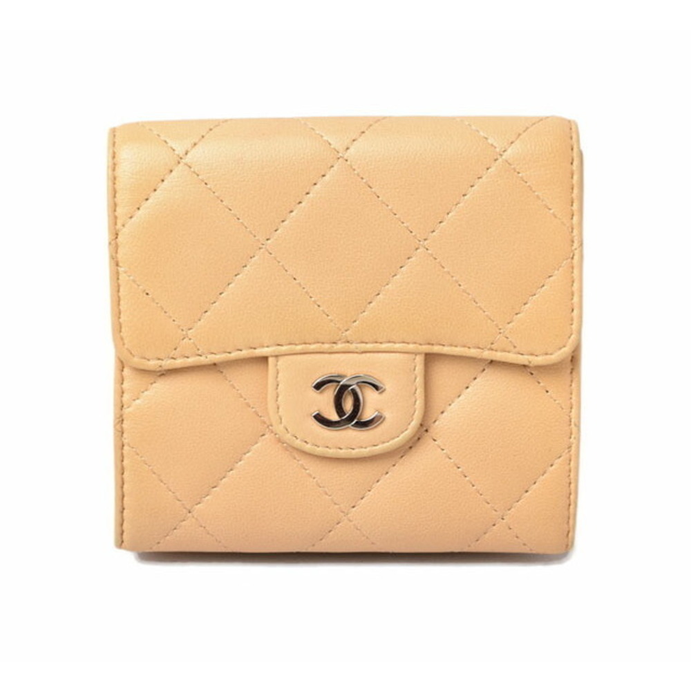 Chanel 3-FWallet Lambskin Beige